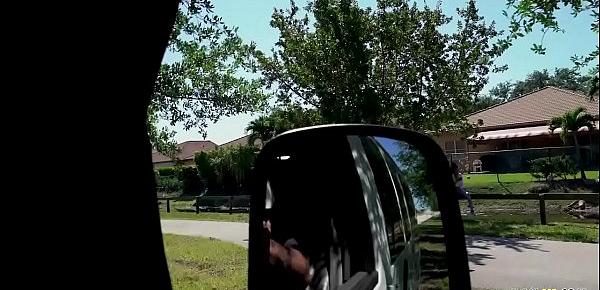  Innocent Ebony Spinner Kiara Curry Fucked in a Moving Van